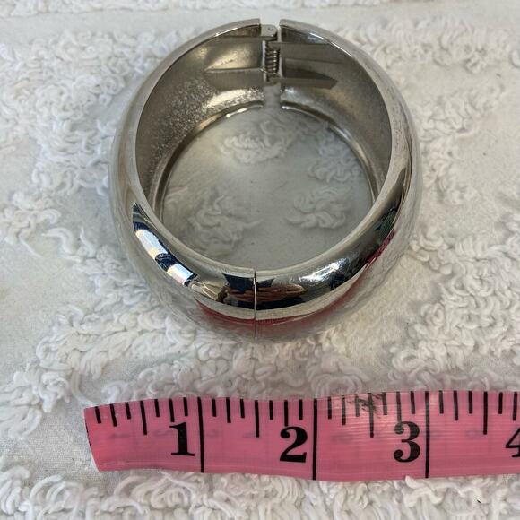 SILVER METAL Cuff Clasp Bracelet Chunky Husky Oversized Maximalist Bold Punk - Picture 6 of 6